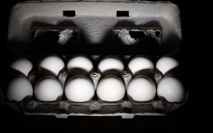 В Украине будут по-новому продавать куриные яйца: как изменятся требования