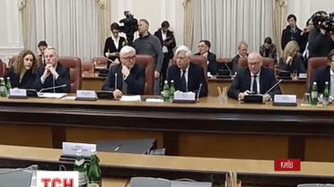 Глави МЗС Німеччини та Франції сьогодні у Києві зустрінуться з представниками ОБСЄ