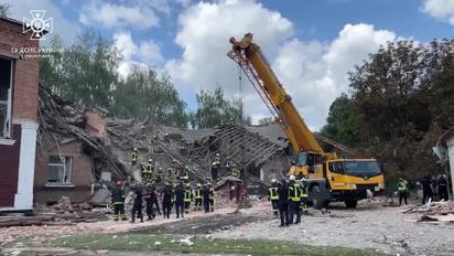 Росіяни вдарили безпілотником по школі у Ромнах: четверо загиблих 