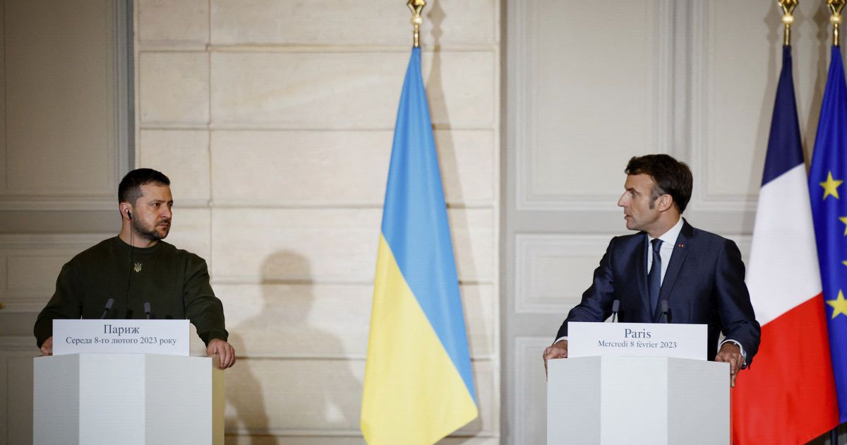 Возможность продолжить тесную координацию, чтобы быстро реагировать на потребности Украины — Макрон о визите Зеленского