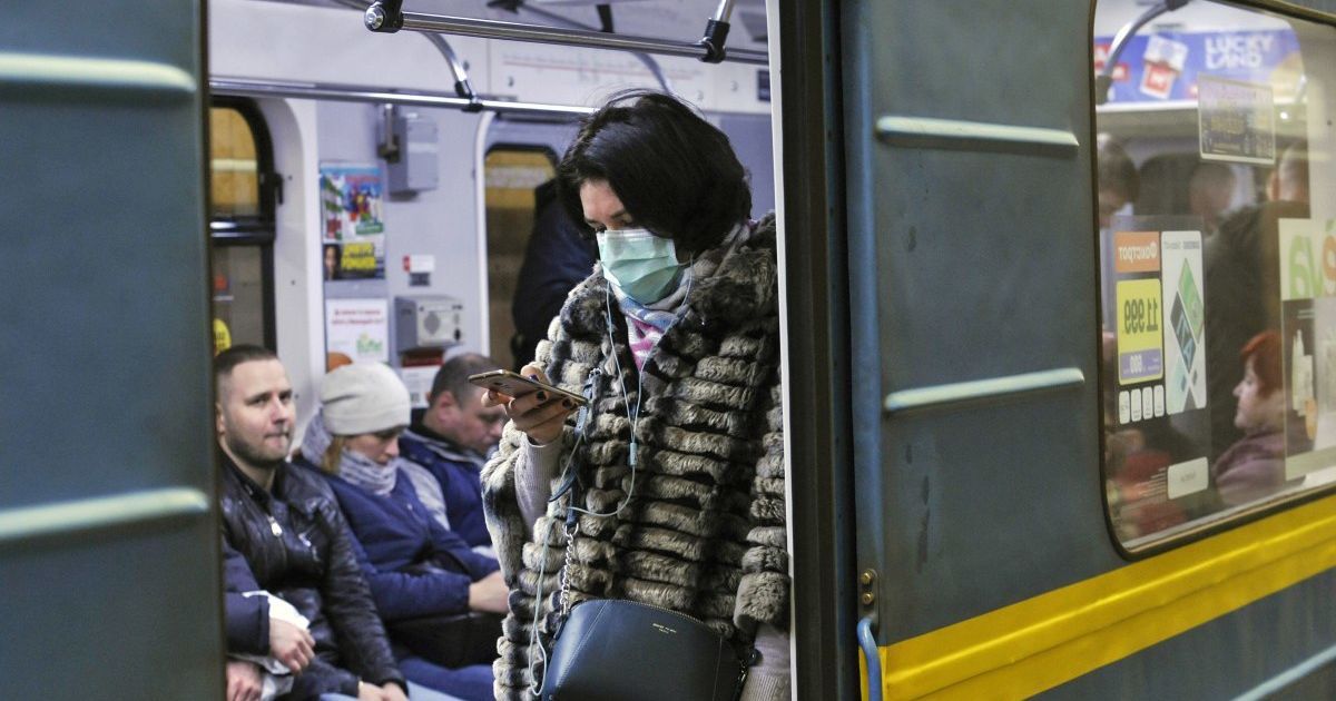 Коронавірус в Україні: Кличко назвав умови, за яких метро у Києві знову почне працювати