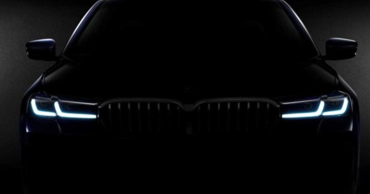 BMW показала оновлену "п'ятірку" на тизері