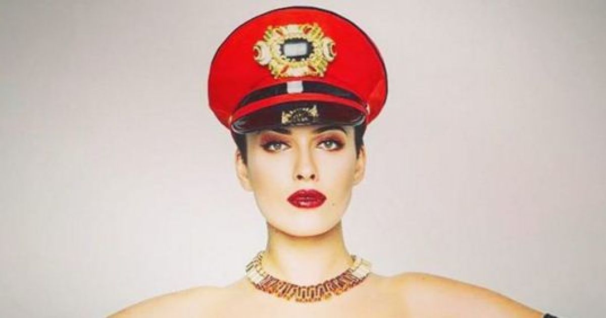 Соблазнительная Астафьева в нижнем белье и без него взбудоражила воображение поклонников