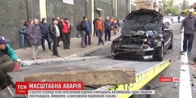 Бульвар Лесі Українки розблокували після масштабної ДТП