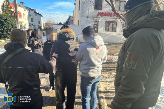 Збирав розвіддані про ЗСУ за квартиру в Криму: в Одесі затримали агента ФСБ