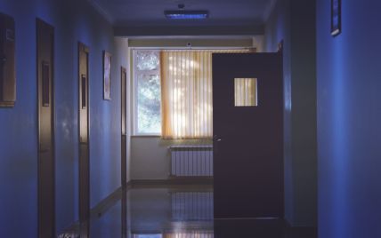 Розлютився через молитви: у лікарні США чоловік, хворий на COVID-19, кисневим балоном вбив сусіда по палаті