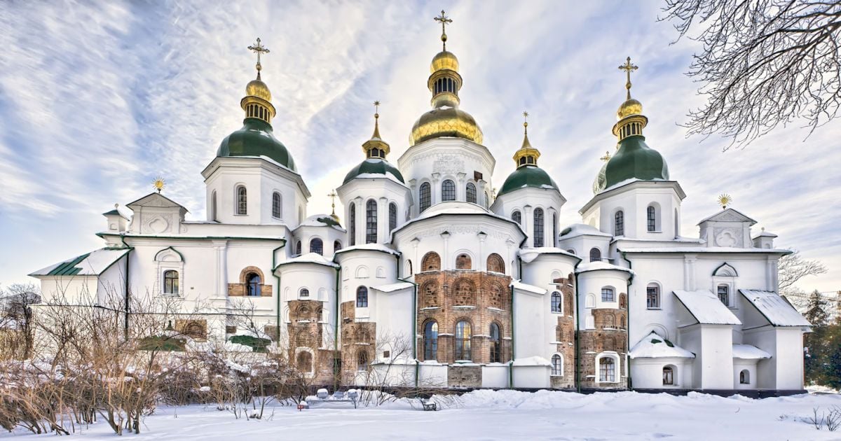 Должен ли Патриарх Киевский служить в главном храме Украины?