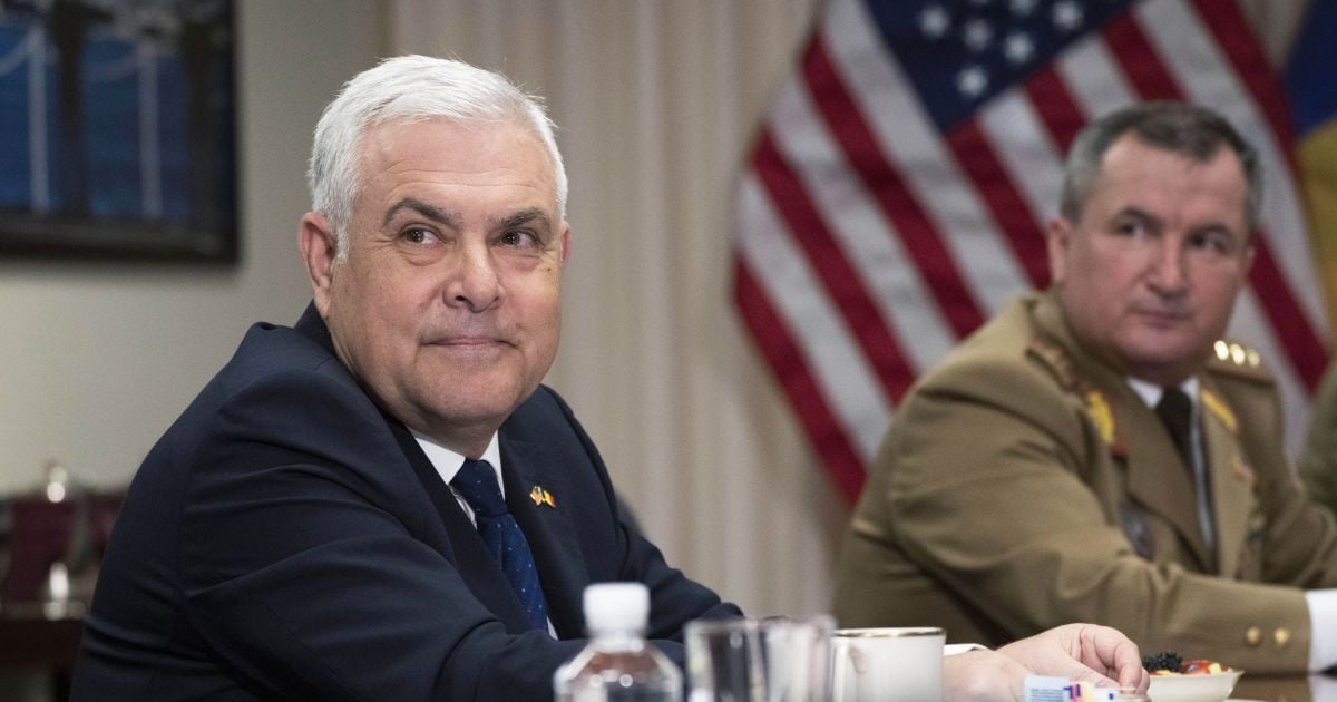 Міністр оборони Румунії Ангел Тілвар