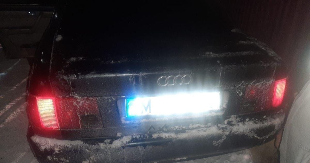 Сбил детей и влетел в ограждение: на Закарпатье в ДТП погиб 9-летний мальчик, 8-летнего ребенка спасают медики