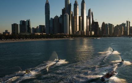 "За сприяння розвитку країни": ОАЕ вперше почнуть надавати громадянство іноземцям
