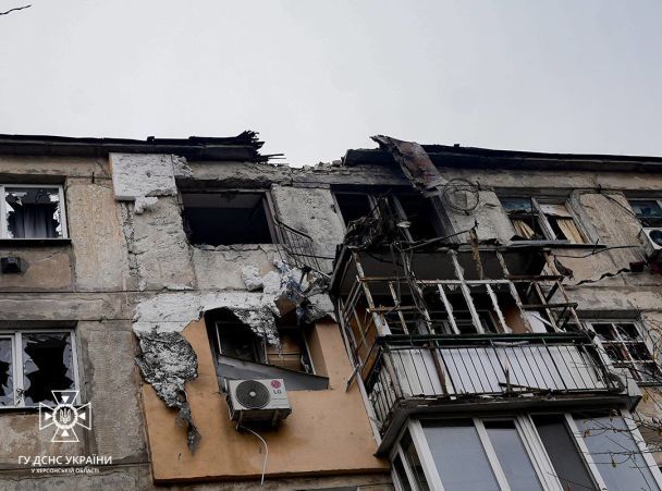 Пошкоджені обстрілами квартири жителів Херсона