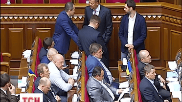 Регламентний комітет вирішить, чи вдасться зняти недоторканність з двох депутатів