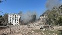 Russia struck a five-story building in Kramatorsk: Half of it destroyed, there are casualties (photos)
