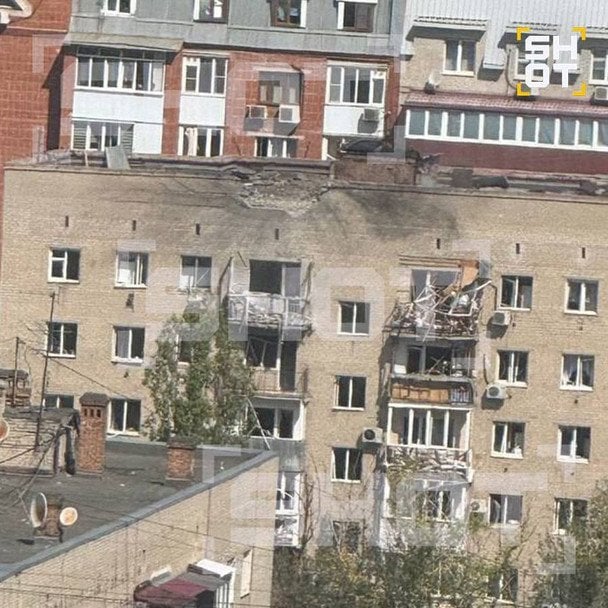 Пошкоджений будинок у Ростові-на-Дону / © російські телеграм-канали
