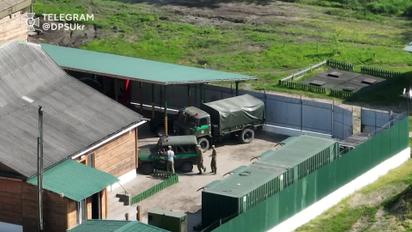Українські прикордонники потролили колег з Білорусі