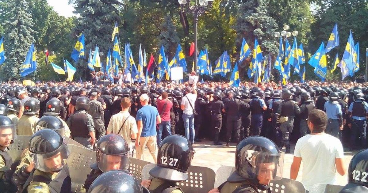 Заворушення під Радою з боку міліції_2 / © Фото Натальи Нагорной/ТСН