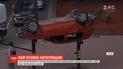 В Грузии обочины оживленных автострад украшают изуродованные перевернутые машины