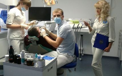 Українські дантисти наважилися на найтриваліший безперервний стоматологічний прийом