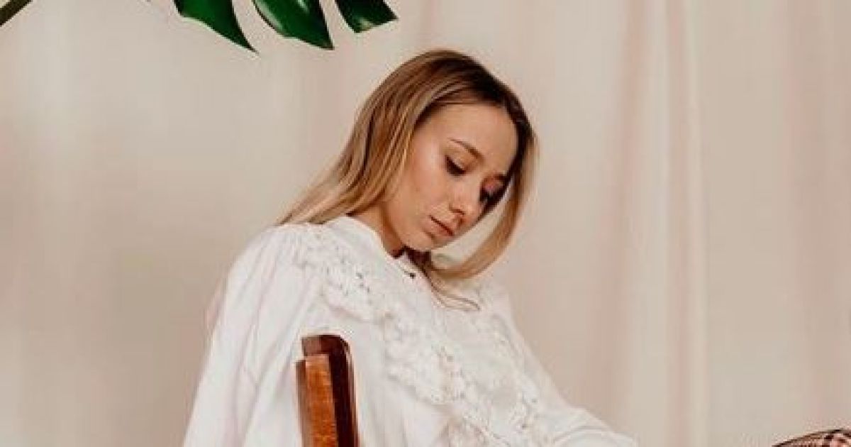 Дружина Павліка відповіла на критику концертів артиста, коли син важко хворий