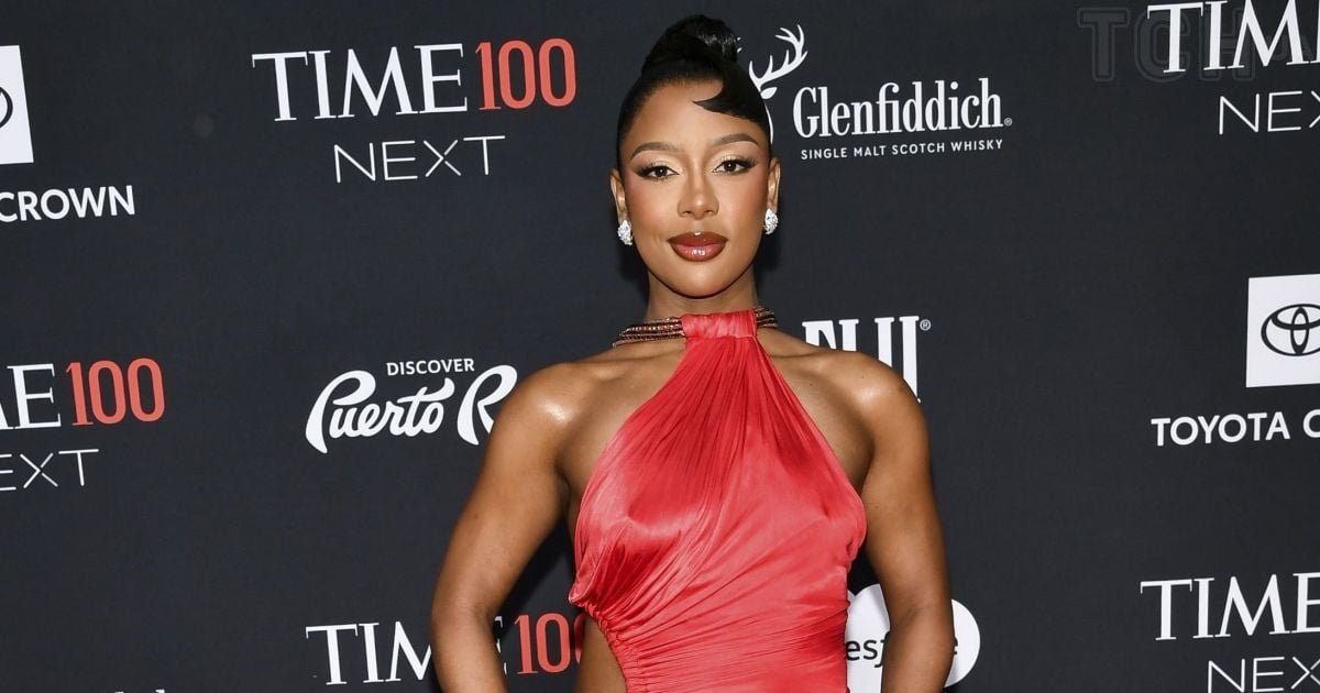 Виктория Моне