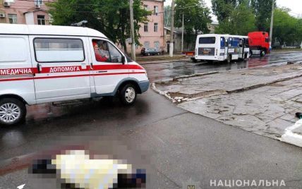 В Одессе маршрутка насмерть сбила пешехода