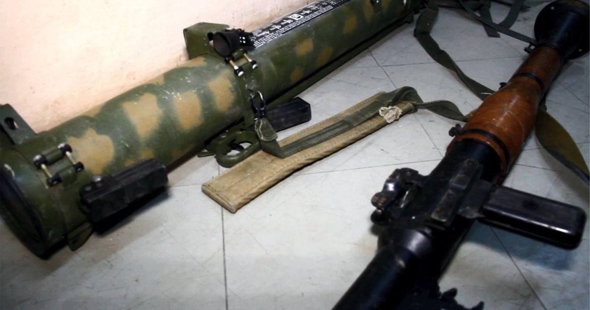 У зоні АТО поблизу Зайцевого військові знайшли схрон з російською зброєю _2 / © Facebook/Oxana Gavrilyuk