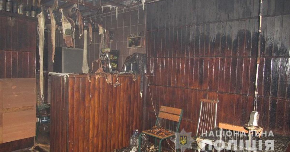 У Києві чоловік підпалив кав'ярню на Лісовому масиві / © Поліція Києва / Facebook