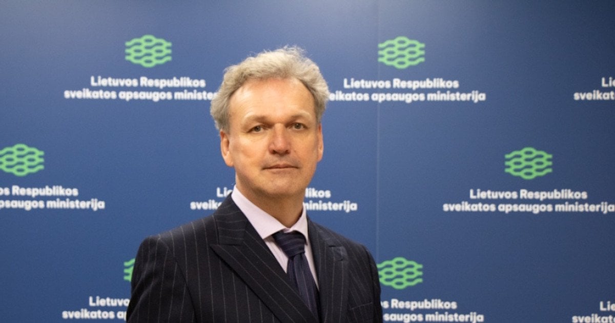Провалив перевірку щодо Криму: Литва відправляє скандального чиновника до України — деталі