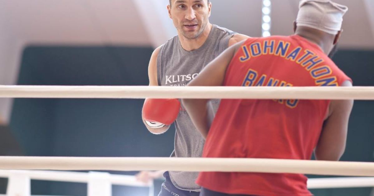 Владимир Кличко завершает подготовку к бою против Фьюри. Фото:michaelsterlingeaton.com / © Фейсбук Владимира Кличко