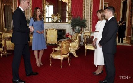 Обе красивые: Елена Зеленская продемонстрировала элегантный образ на встрече с герцогиней Кембриджской и принцем Уильямом
