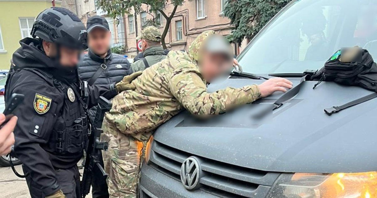 Затримання військових-мародерів на Тернопільщині
