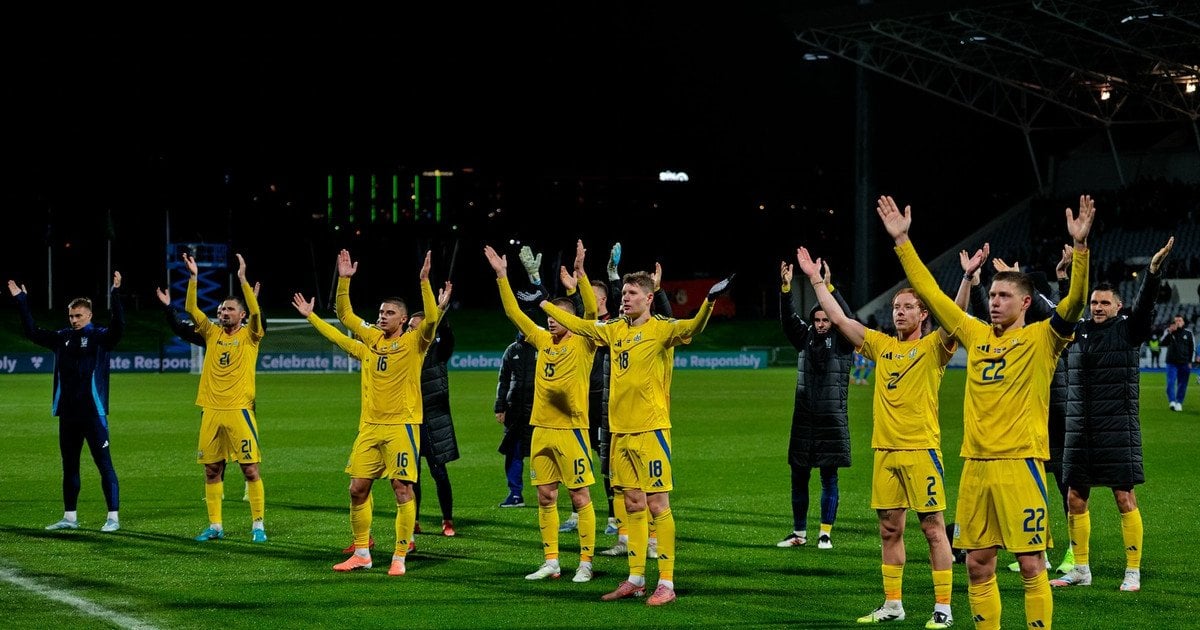 Збірна України з футболу