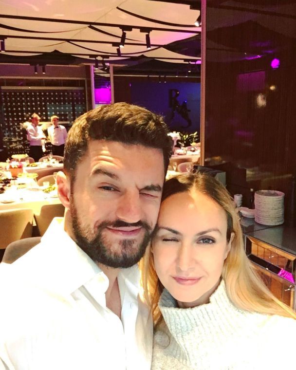 Макс Леонов с любимой Юлей / © instagram.com/maksleonov_official