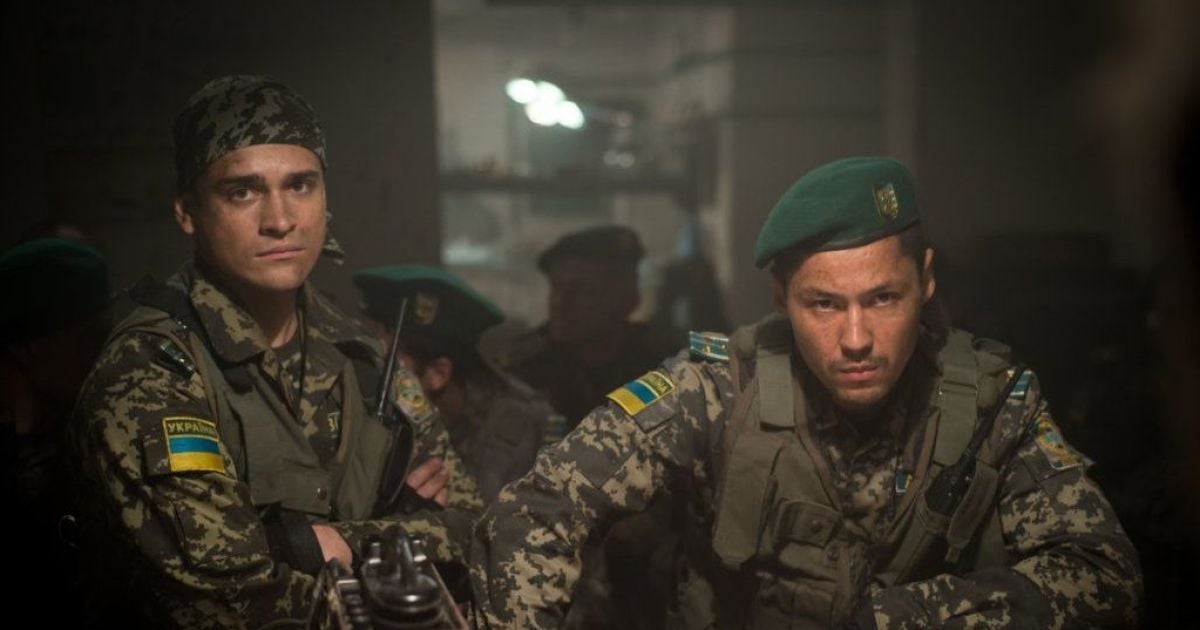Кадр из сериала "Мирный-21"
