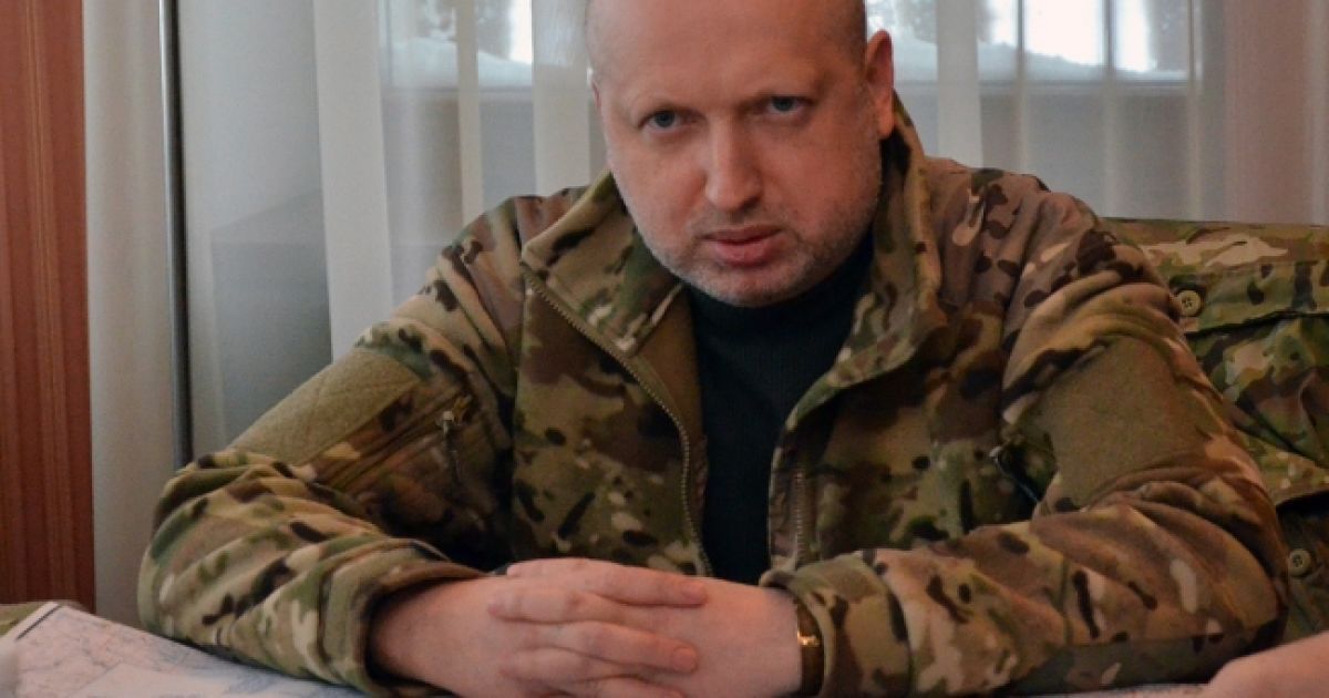 Турчинов: російський диктатор хизується військовою операцією