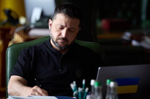 "Время завершать войну": Зеленский провел Ставку и сообщил о решениях