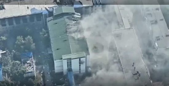 Люди мріють хоча б про пів години тиші: росіяни кинули практично всі сили на захоплення Лисичанська