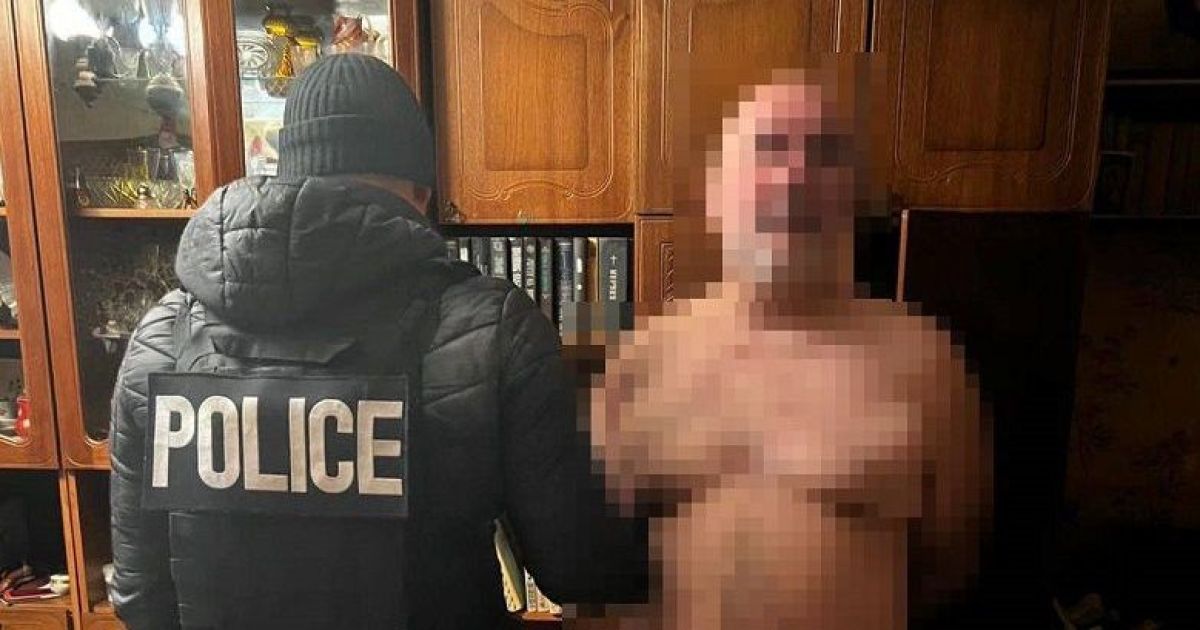 У Києві прихильник радянської символіки "замінував" Офіс президента (фото)