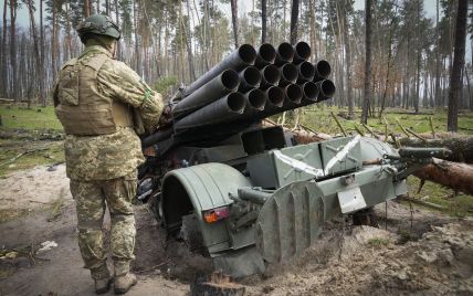 Українські військові освоюють зброю НАТО, а в Бєлгороді налякані "обстрілом" ЗСУ: головні новини ночі 30 квітня
