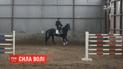 Боец, потерявший ногу на фронте, готовится к Паралимпиаде по конному спорту