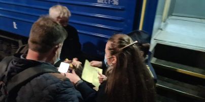 В Киеве три десятка пассажиров не смогли попасть в поезда