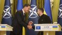 Генсек НАТО Марк Рютте і президент України Володимир Зеленський