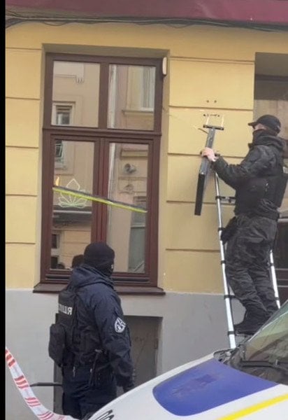 У Львові накрили скандальну мережу наркомагазинів