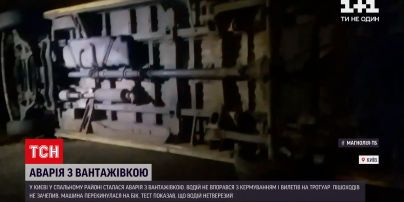 У спальному районі столиці сталася аварія за участю вантажівки