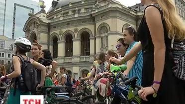 У Києві влаштували жіночий велопробіг