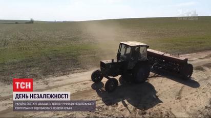 Факти про Україну: земля найкраще родить, а пісок у пустелі дивує флорою та фауною