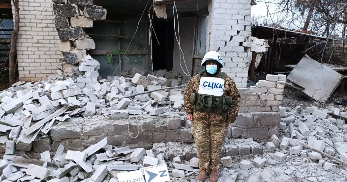 Боевики обстреляли Новозвановку: разрушены жилые дома (фото)