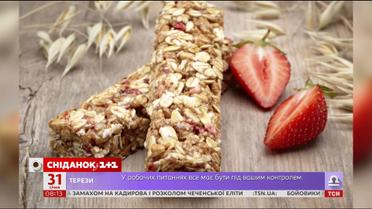 Що таке снеки, і чому їх вважають шкідливими