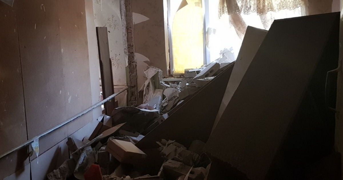 На Харківщині у гуртожитку пролунав вибух: двоє людей отримали опіки, один у критичному стані