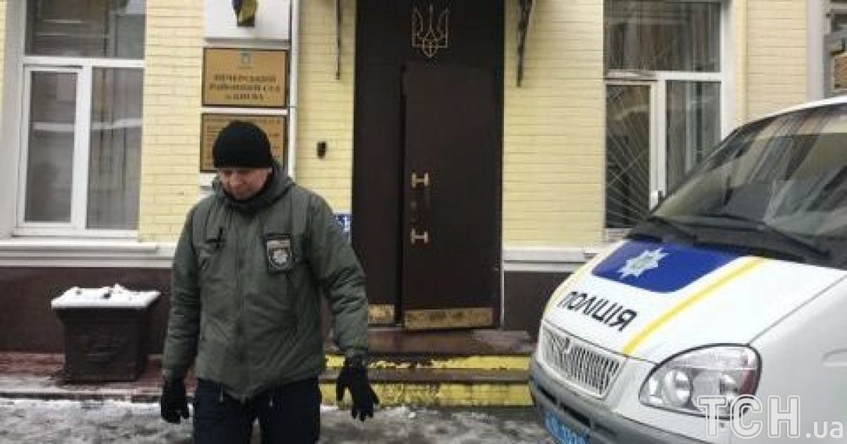 Суд над Саакашвілі затримується, журналістів вивели із зали засідань